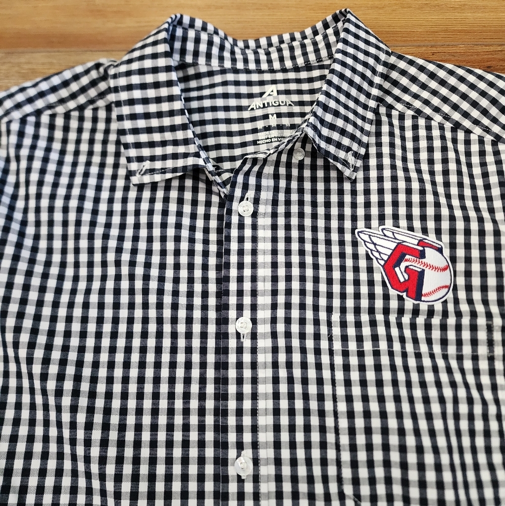 Cleveland Guardians Antigua Button-Down Shirt Mens M Navy Blue Gingham